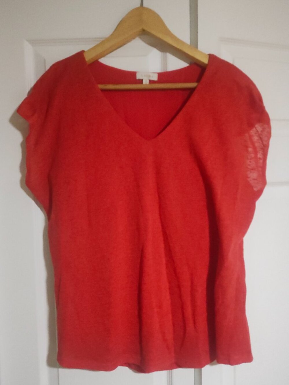 Two large tops - Picture 3 of 8